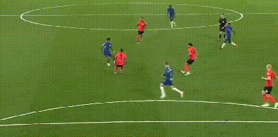 三连败！利物浦1-4埃因霍温，范戴克送点，德里乌赫双响