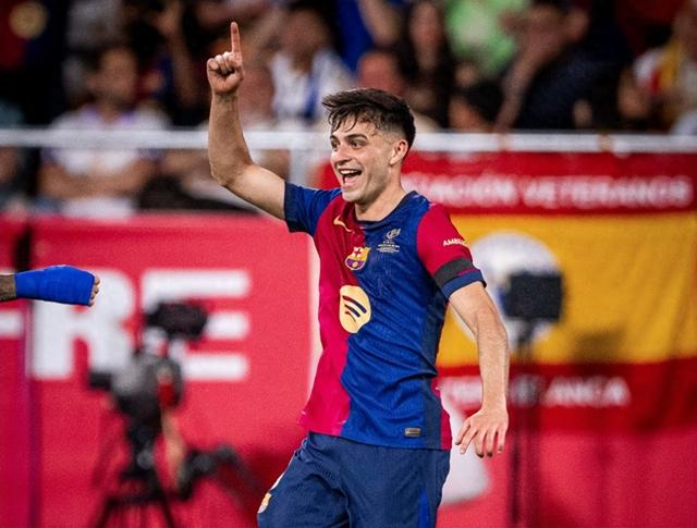 中超收官战观众人数：梭鱼湾62330人刷新本赛季纪录