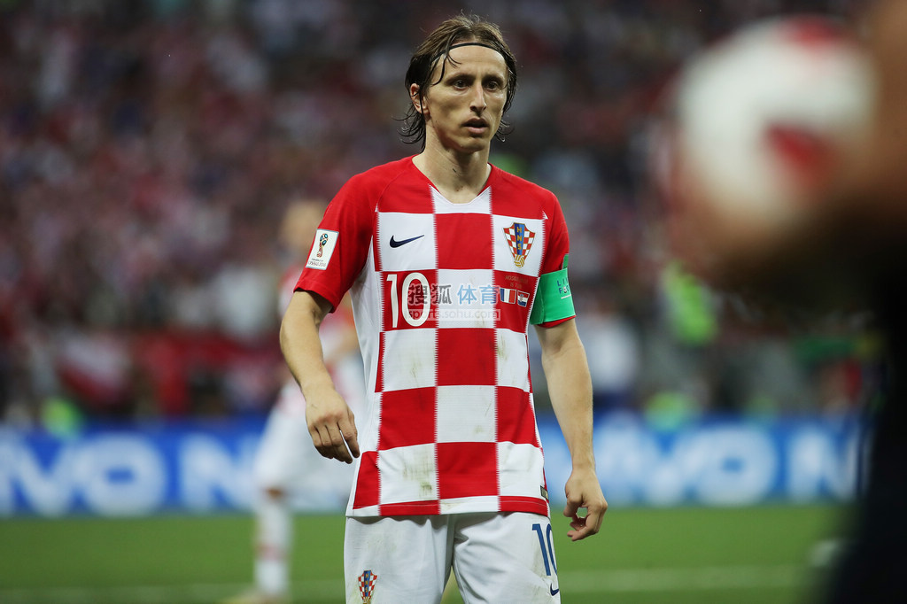 侠记：莫兰特喷35岁克莱是废物，可26岁的他命中率35+16